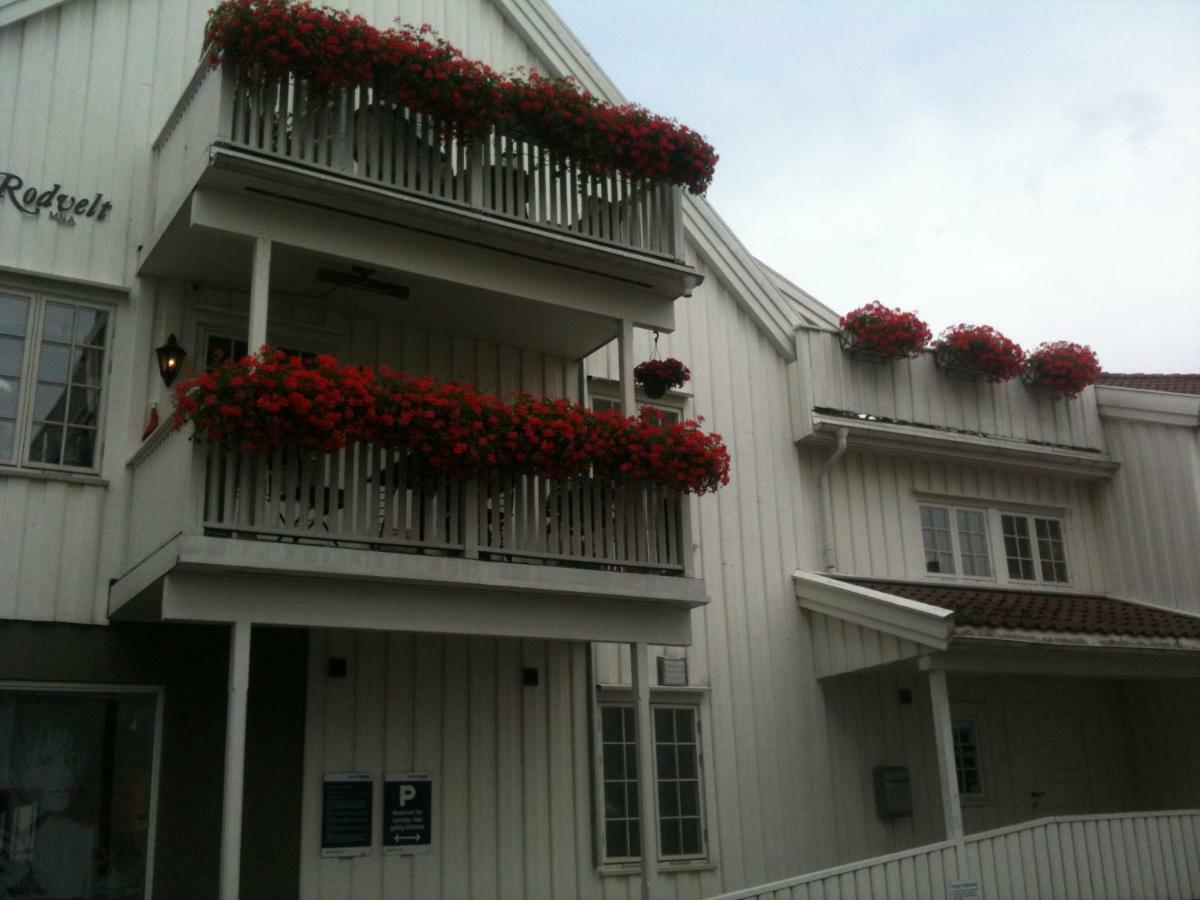 Holsthuset Losji Affittacamere Grimstad (Aust-Agder)